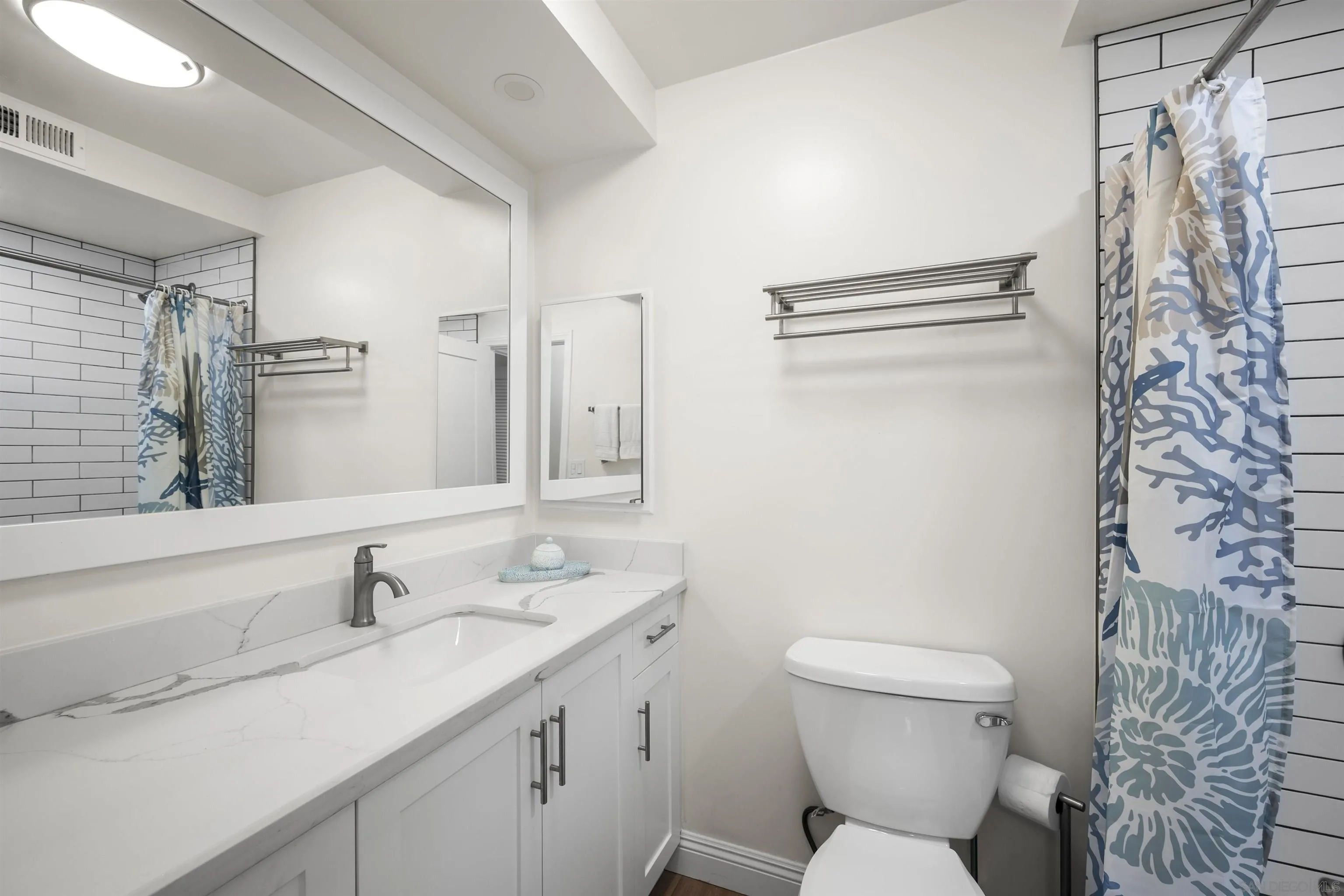 https://cdn.realtyfeed.com/cdn/127/250037751/341e9ebb4d4dff395a322210686fa090.webp