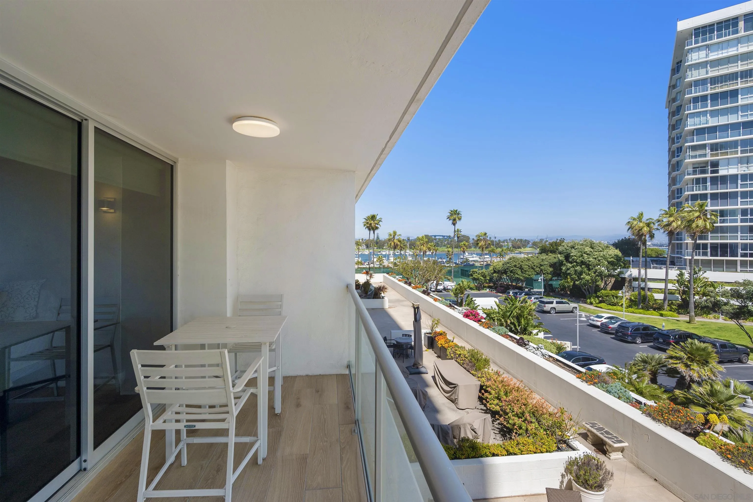 https://cdn.realtyfeed.com/cdn/127/250037751/8945e022830d811e82d7c3c83dbf4f08.webp