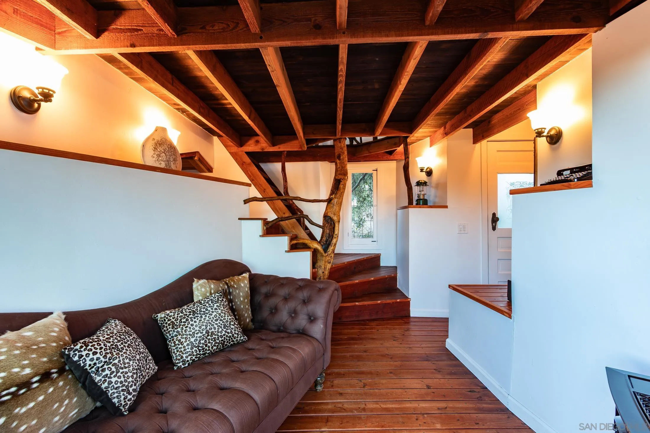 https://cdn.realtyfeed.com/cdn/127/250037757/701872e17b545c11025f65c135a7b96d.webp