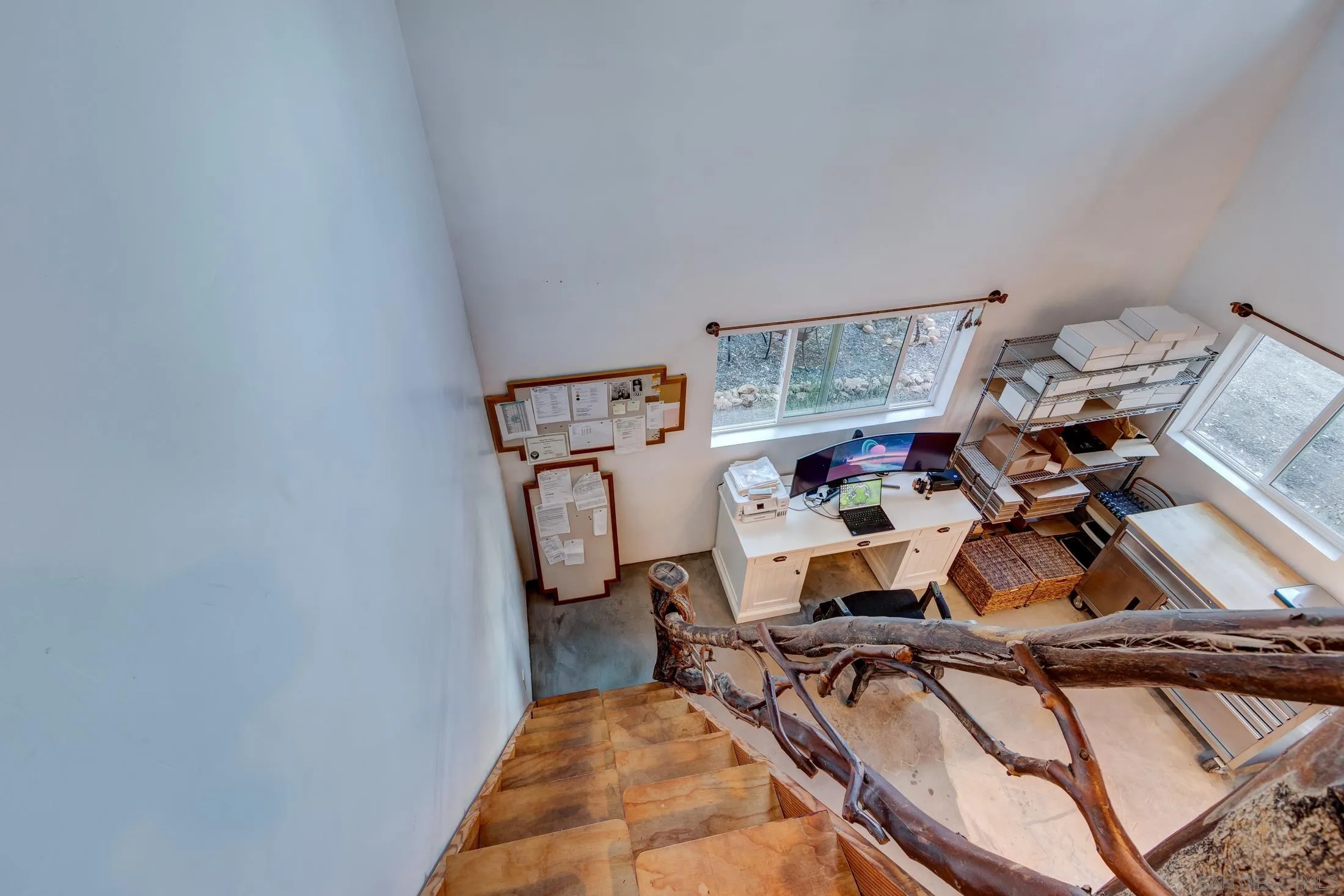 https://cdn.realtyfeed.com/cdn/127/250037757/90ef115202620f58d411b0796481eeb7.webp