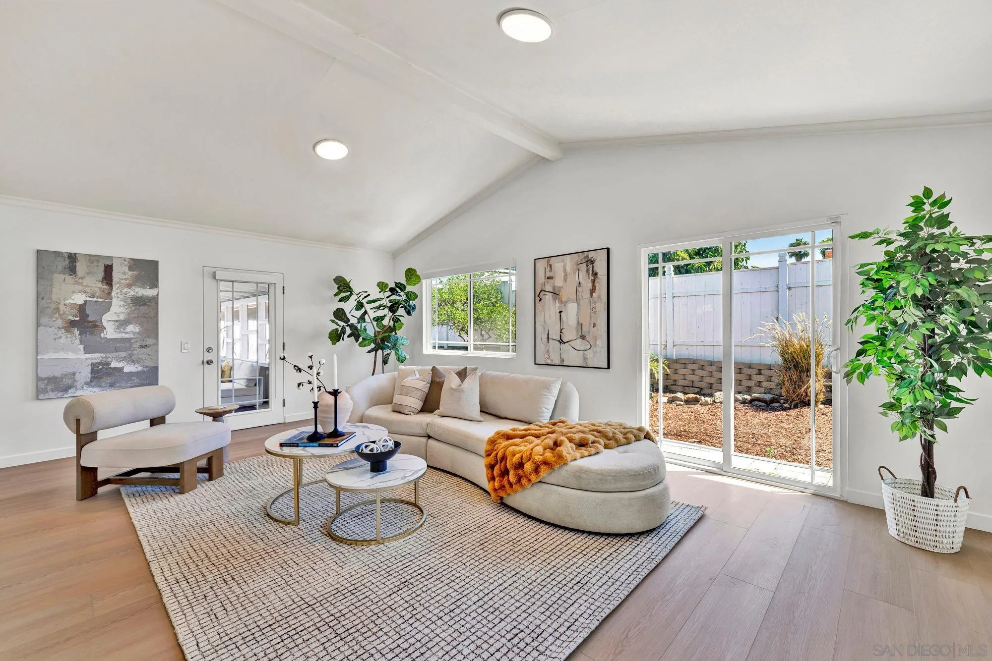 https://cdn.realtyfeed.com/cdn/127/250037760/b5a83825c4133ea77c0bedd8490c5d9c.webp