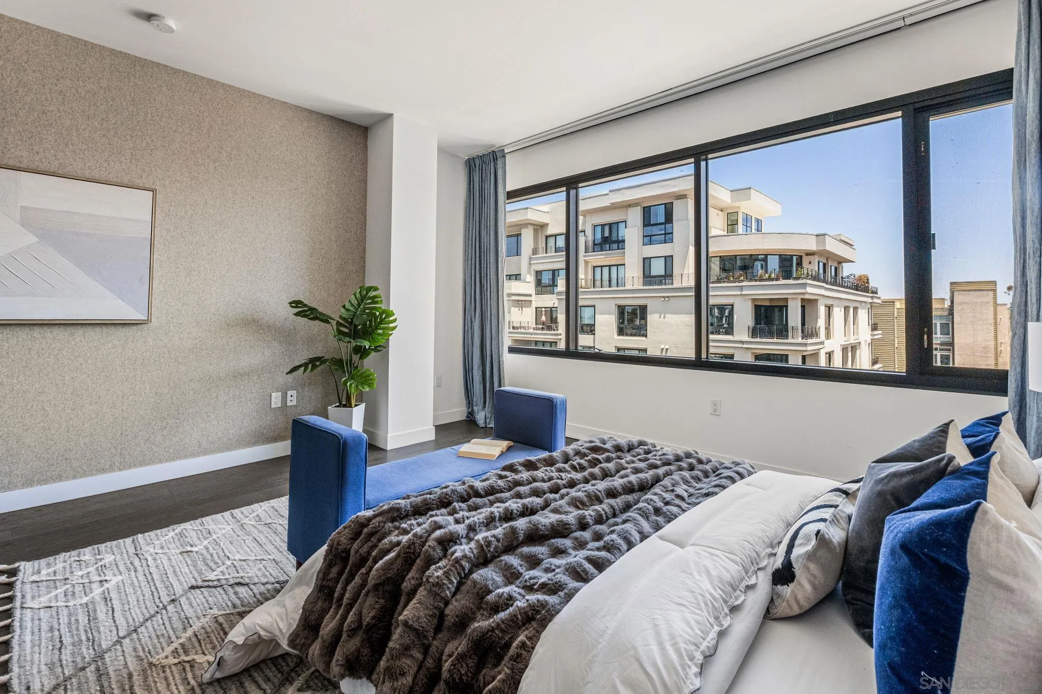 https://cdn.realtyfeed.com/cdn/127/250037764/9c6ffbb5a4c7ac0acb24ff87b47ca84a.webp