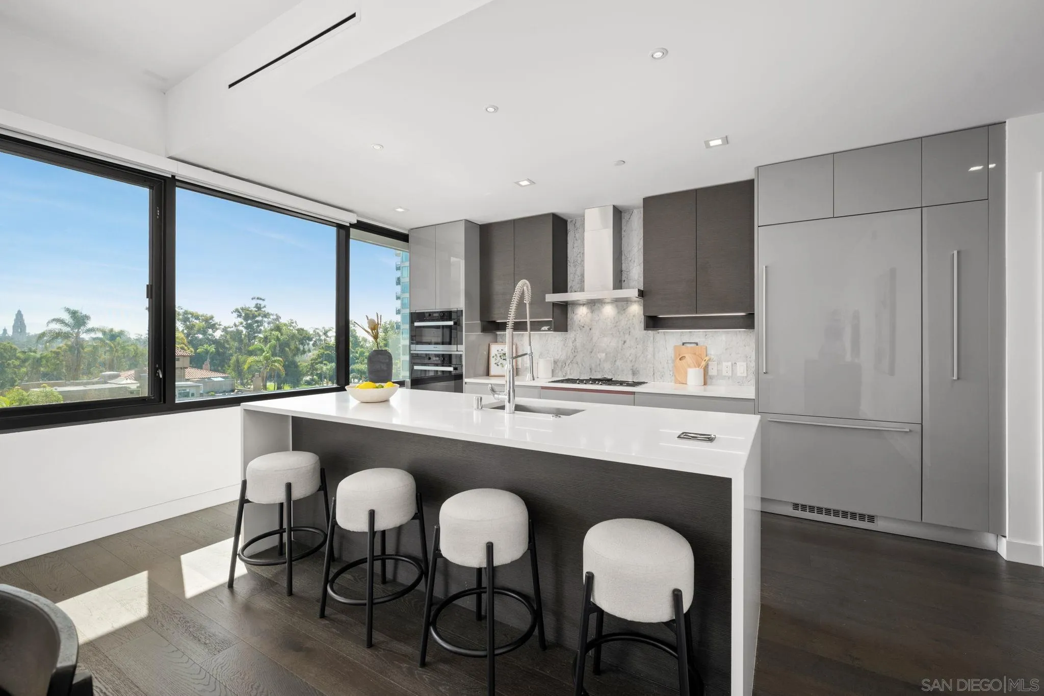 https://cdn.realtyfeed.com/cdn/127/250037764/faa8f6982b7c2d7aa9462b15eaab450e.webp