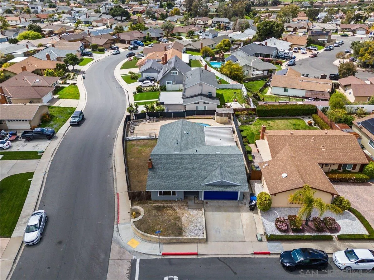 https://cdn.realtyfeed.com/cdn/127/250037771/4e2e5ce6cead6e7f073206078ac39dda.webp