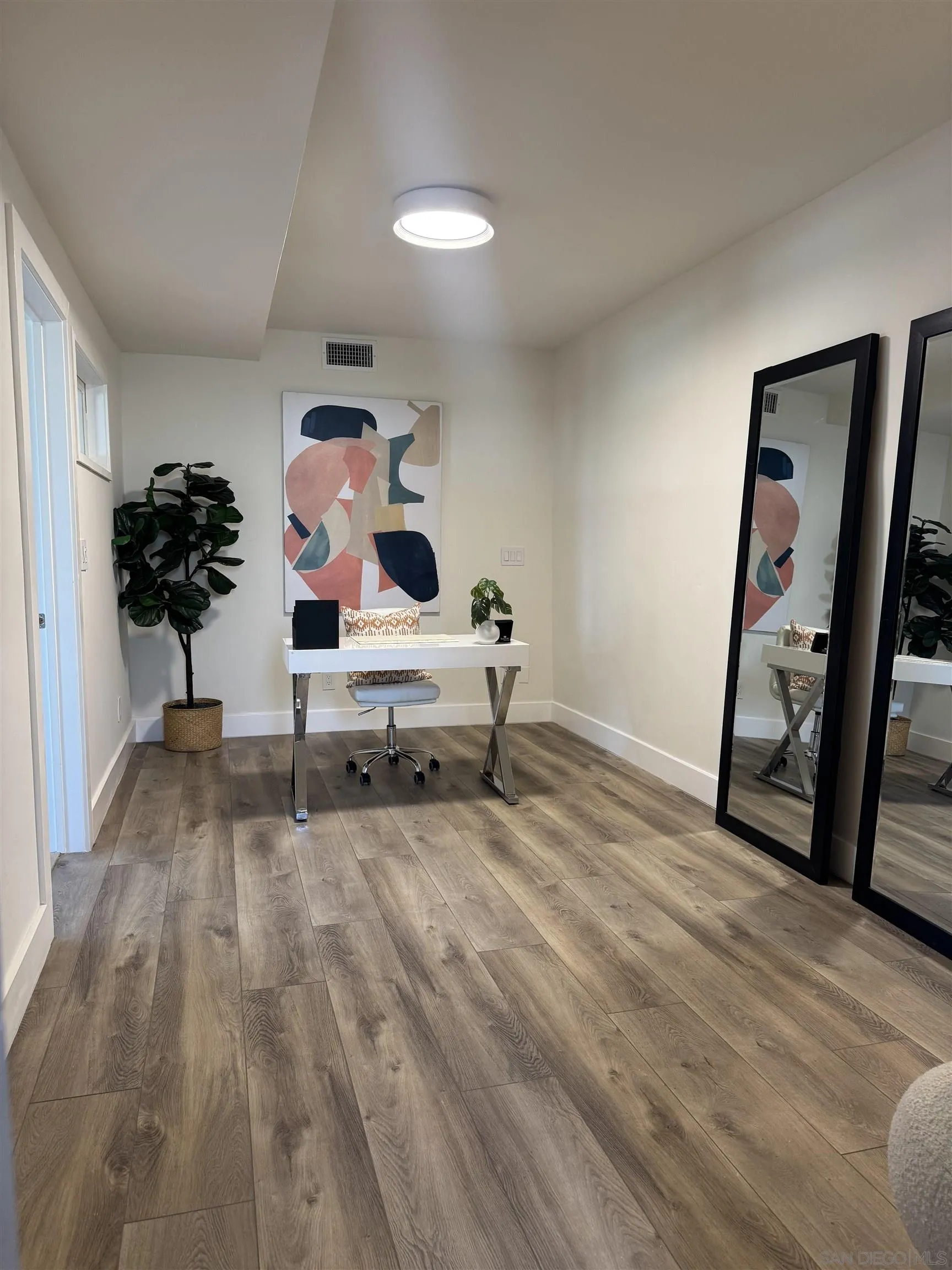 https://cdn.realtyfeed.com/cdn/127/250037772/5782db60d42d21de3cf958fcc7aa9f9e.webp