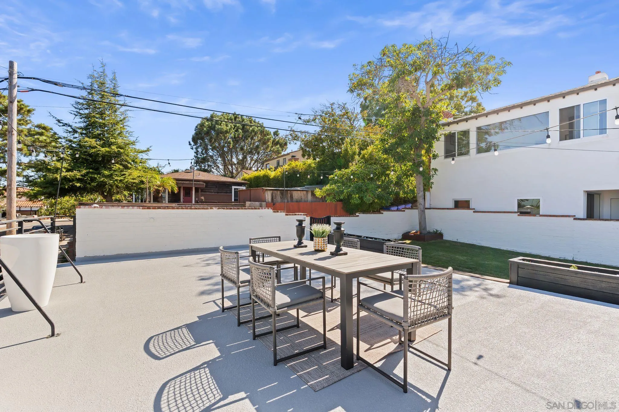 https://cdn.realtyfeed.com/cdn/127/250037772/5e3ef92c07e2ddf1a5e16068a2a3654c.webp