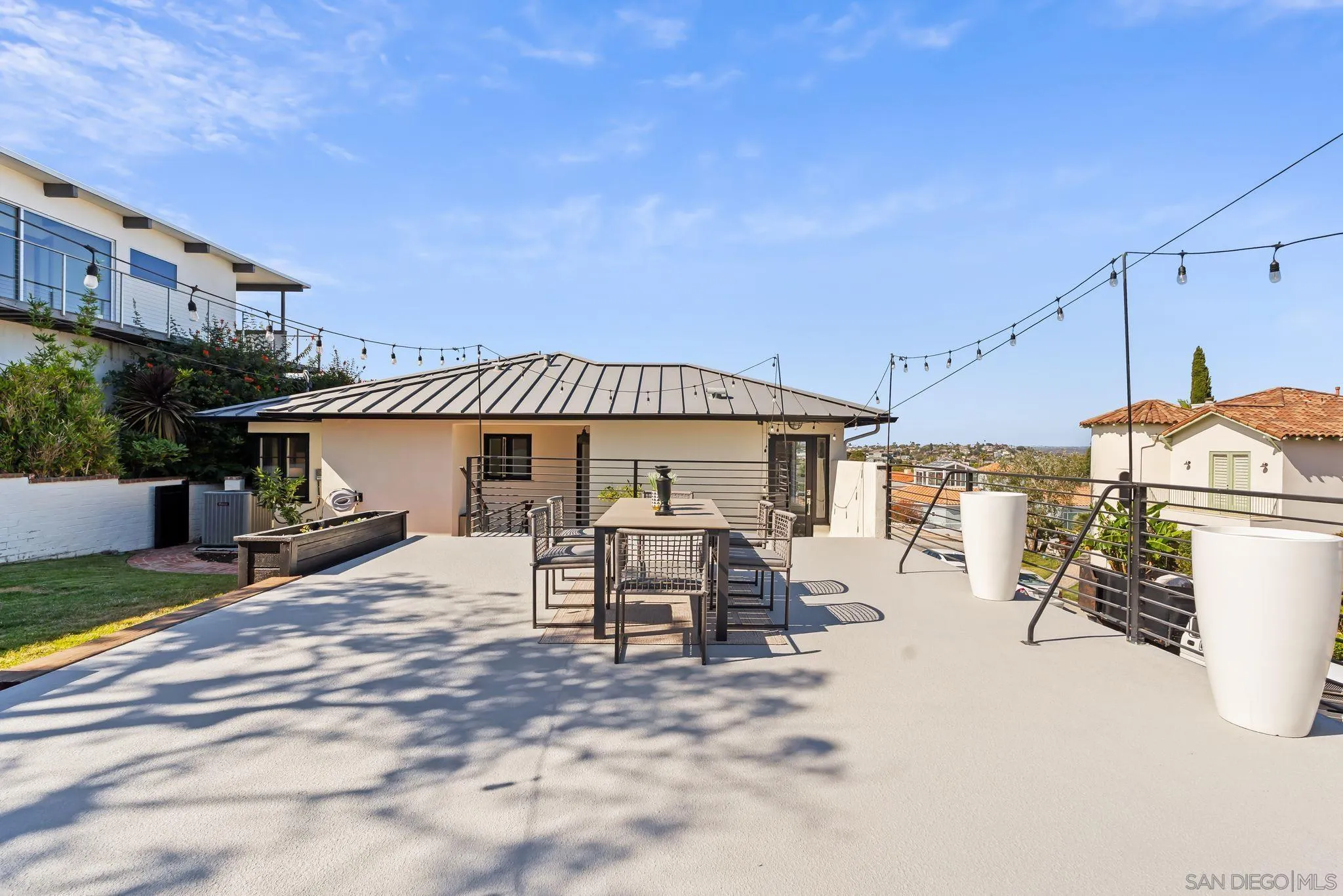 https://cdn.realtyfeed.com/cdn/127/250037772/80b91f64262baf208b5990c4d4d5dde5.webp
