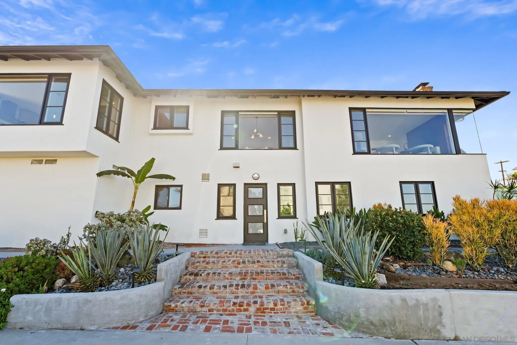 https://cdn.realtyfeed.com/cdn/127/250037772/b03737635af3695ef83fcfd1e8ba8ac4.webp