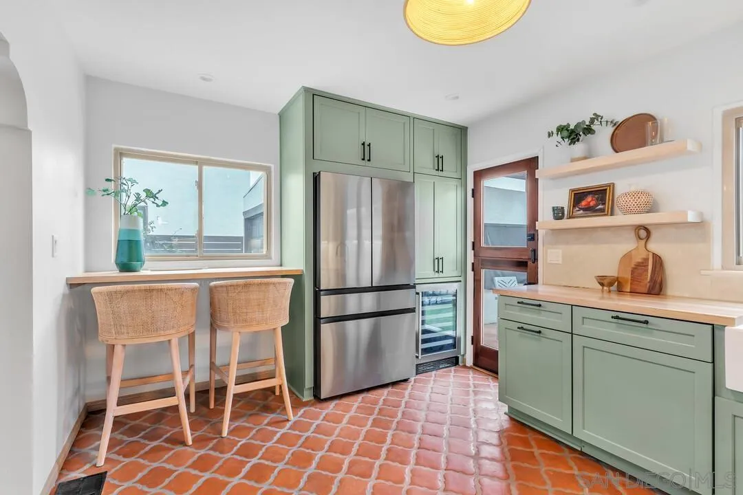 https://cdn.realtyfeed.com/cdn/127/250037775/f37e3ae0e59d15446dee7a091bb9b5f4.webp
