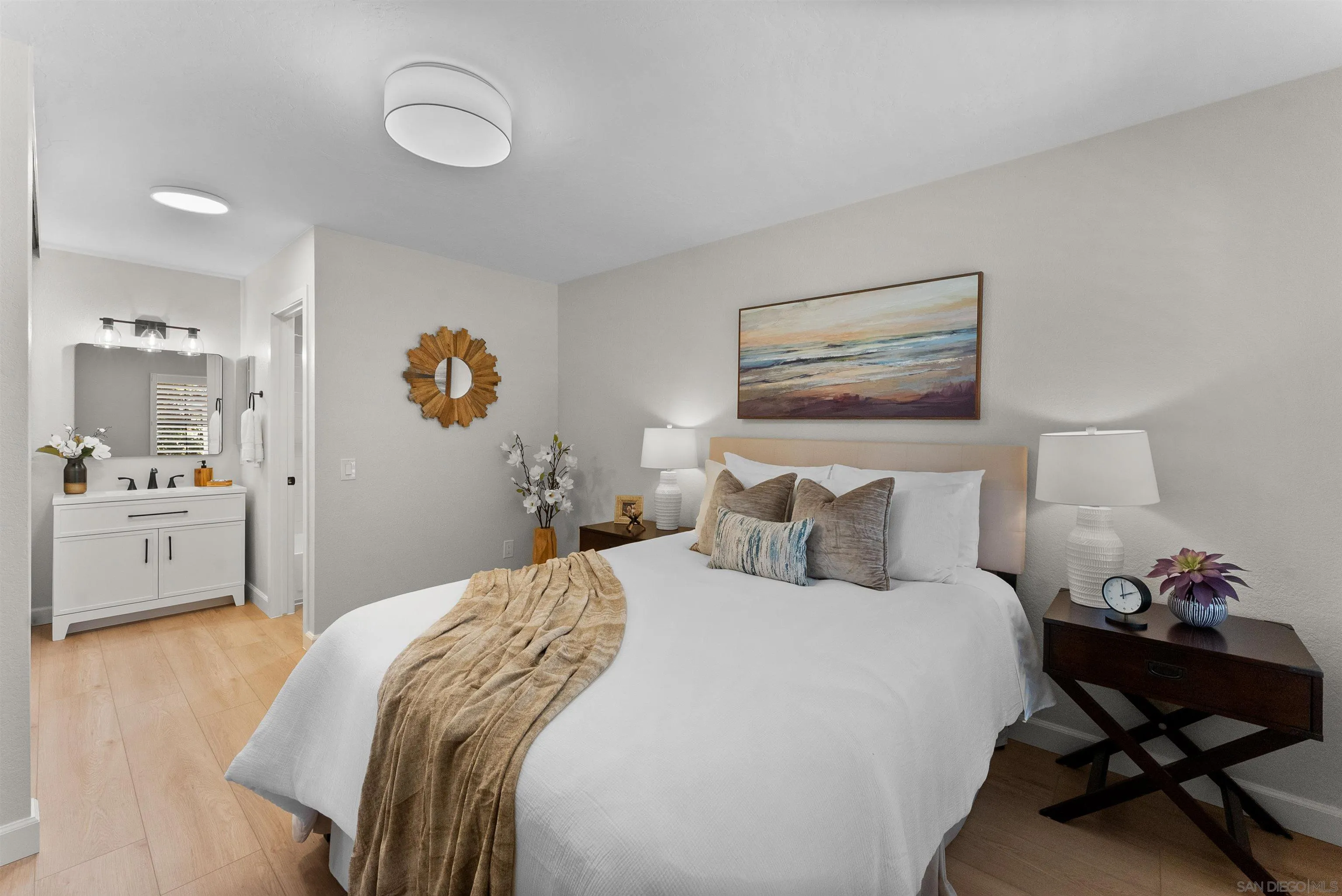 https://cdn.realtyfeed.com/cdn/127/250037782/27ea020a5724a5ce1c4293c37b6f1f2a.webp