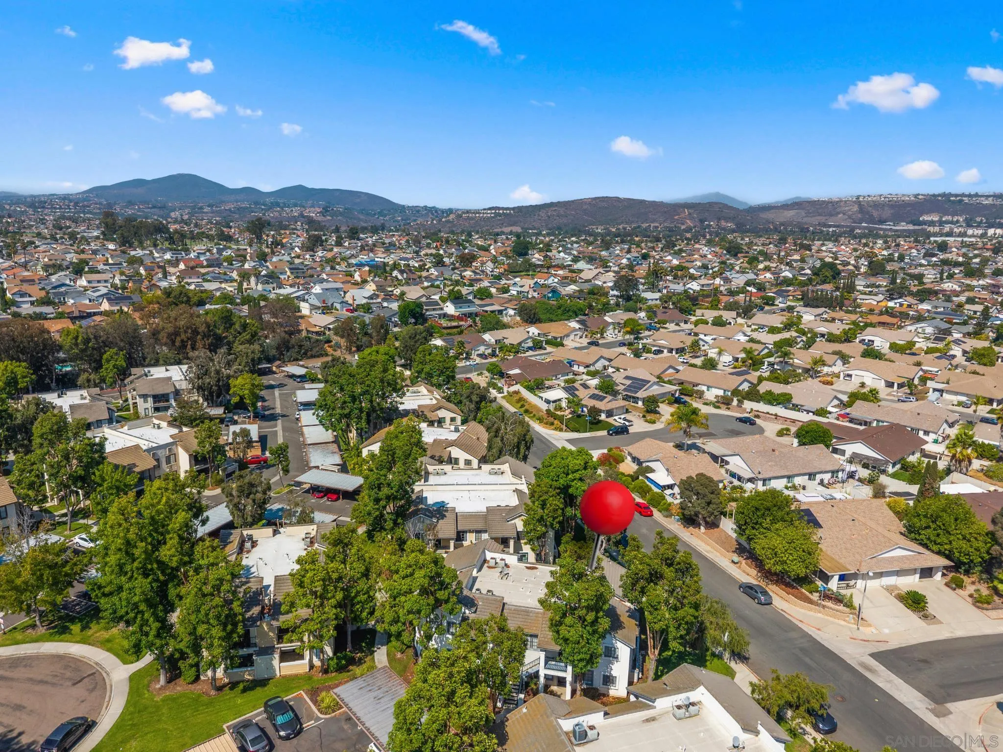 https://cdn.realtyfeed.com/cdn/127/250037782/569439cd5db7fa8650419657288931b9.webp