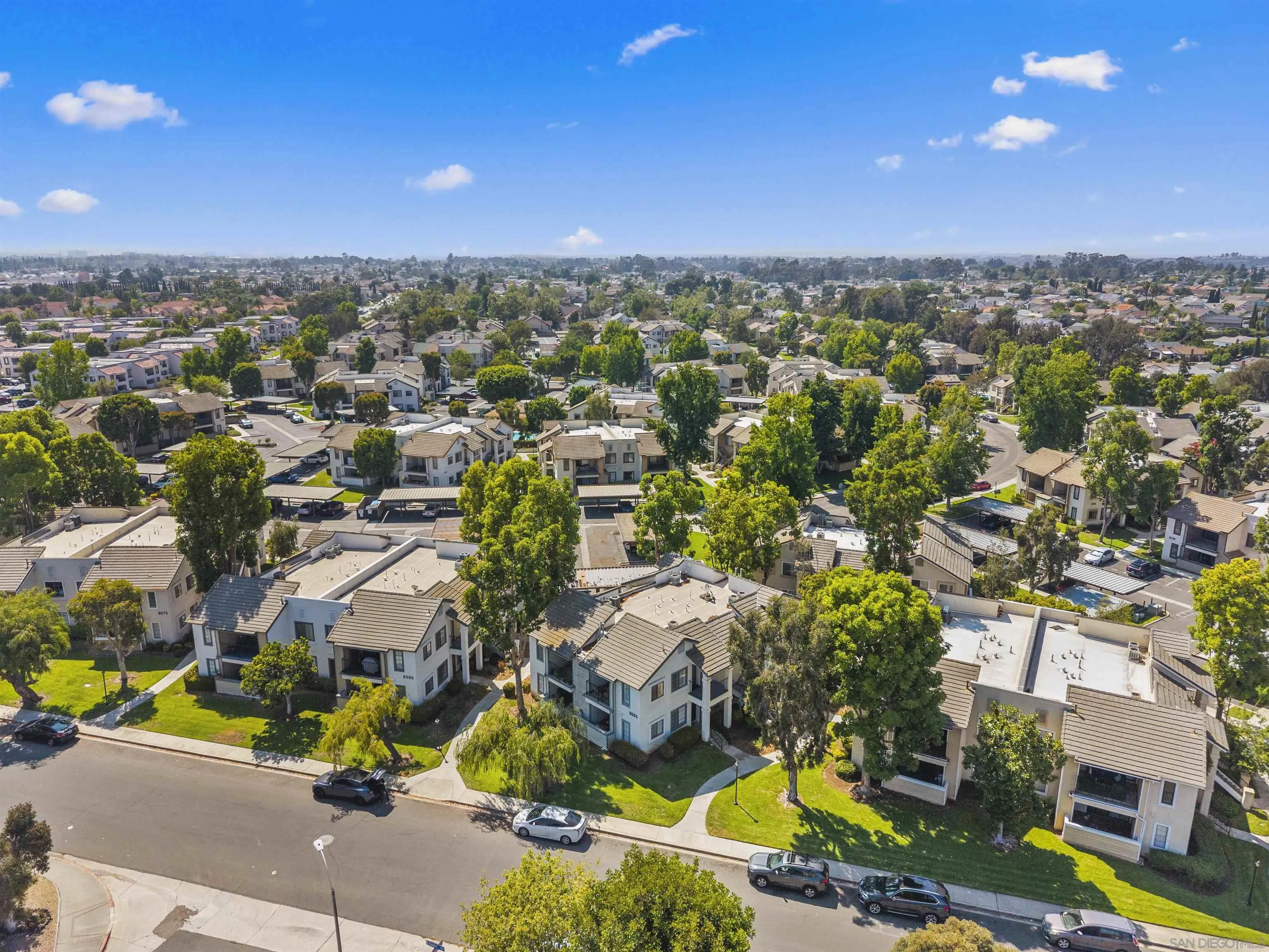 https://cdn.realtyfeed.com/cdn/127/250037782/6ee742cc3443eba44841c758e2ddc160.webp