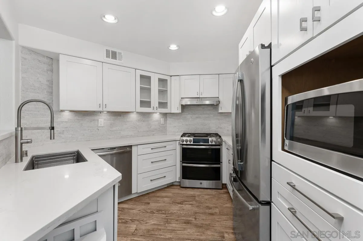 https://cdn.realtyfeed.com/cdn/127/250037785/0a732d9d8e74dab6d1f9ec95f77c3d79.webp
