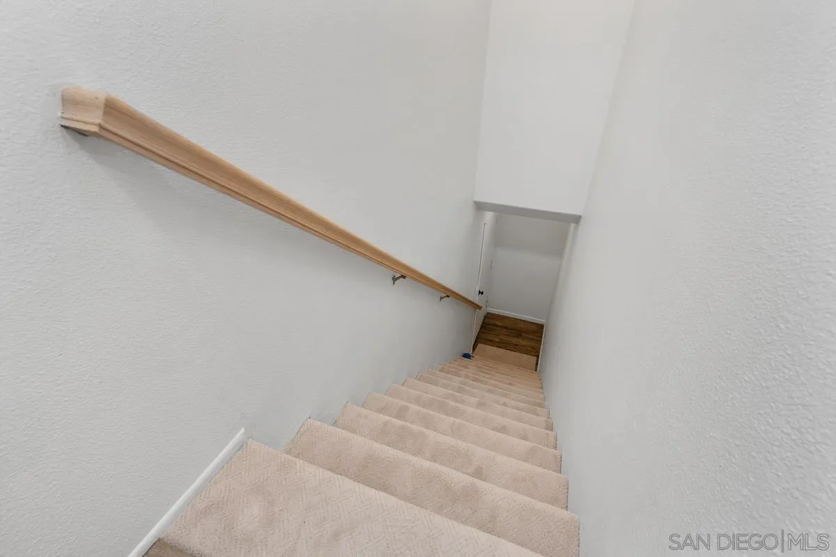 https://cdn.realtyfeed.com/cdn/127/250037785/0be391e8da00acc2257a0abfd521dc35.webp
