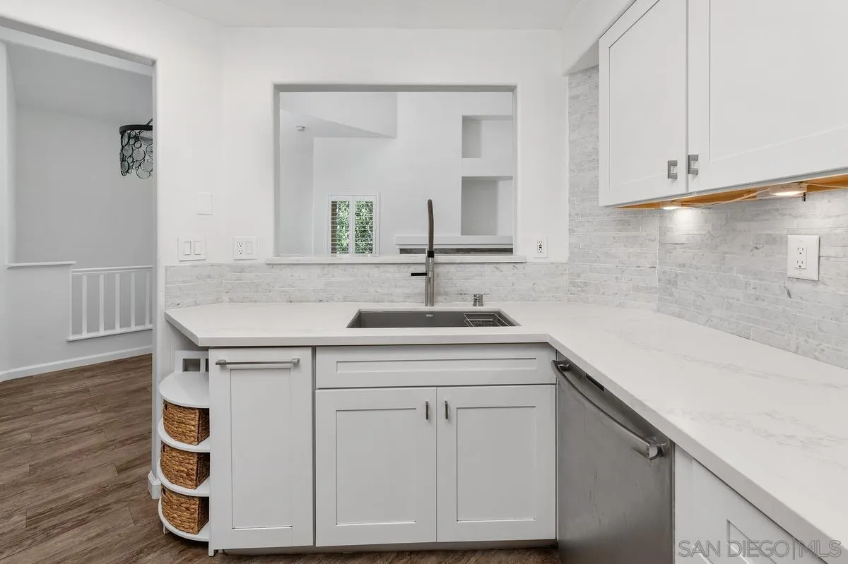 https://cdn.realtyfeed.com/cdn/127/250037785/8085ca7830edac47d75730050b127f3c.webp