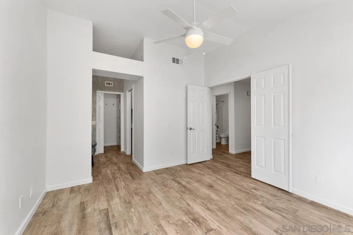 https://cdn.realtyfeed.com/cdn/127/250037785/8f215a8d3471b4cc90797214343152de.webp
