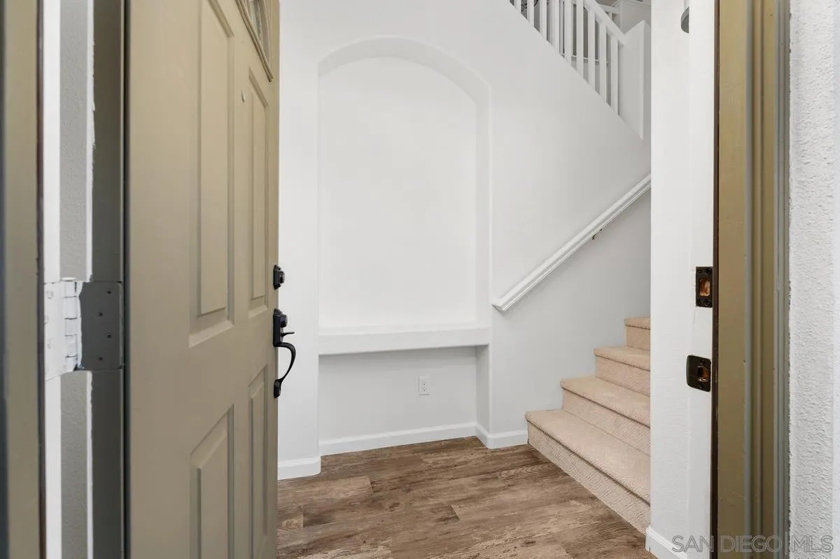 Photo #6: 250037785 Listing 