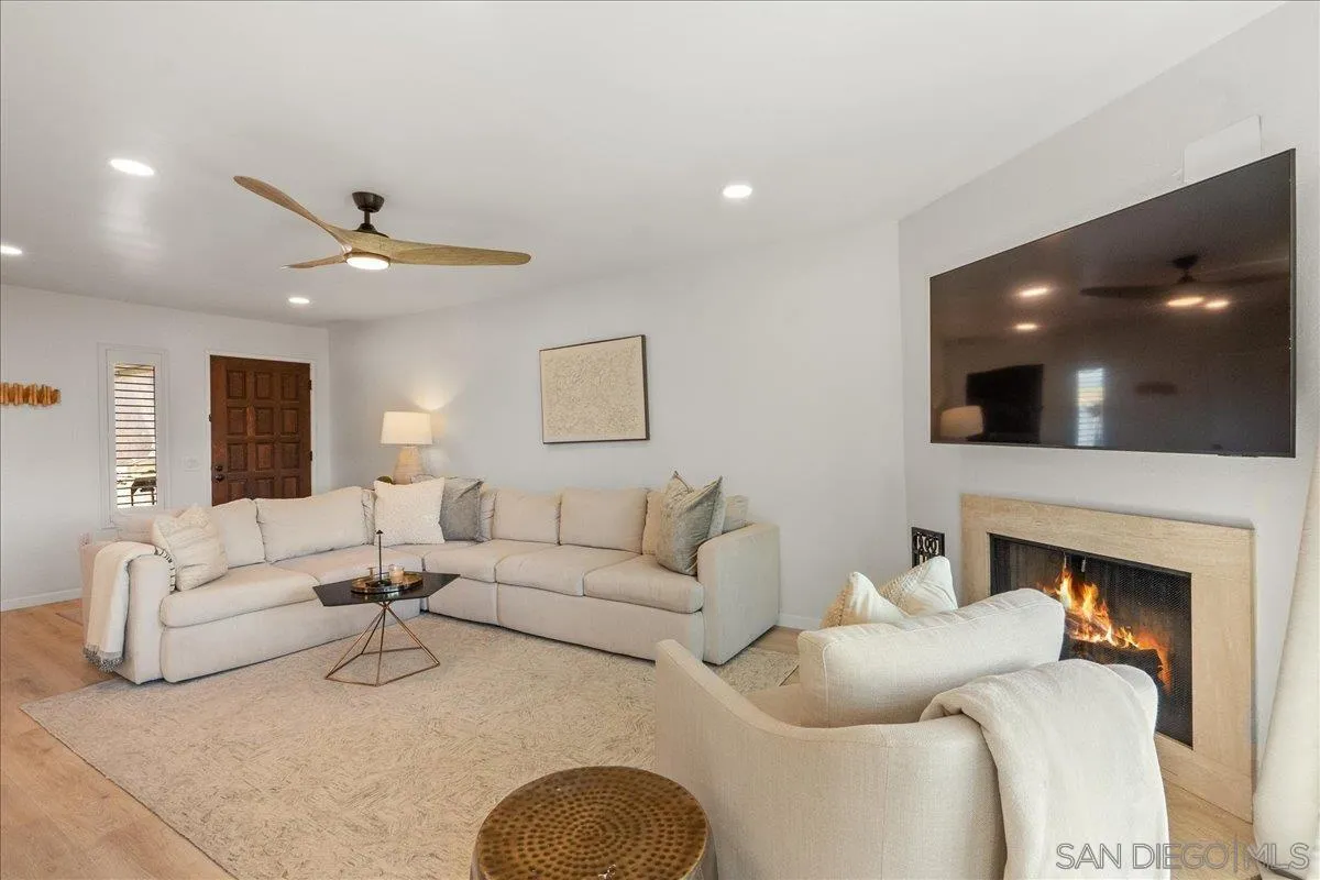 7039 Camino Pacheco, San Diego, CA, 92111