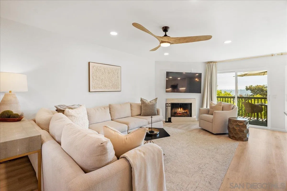 7039 Camino Pacheco, San Diego, CA, 92111