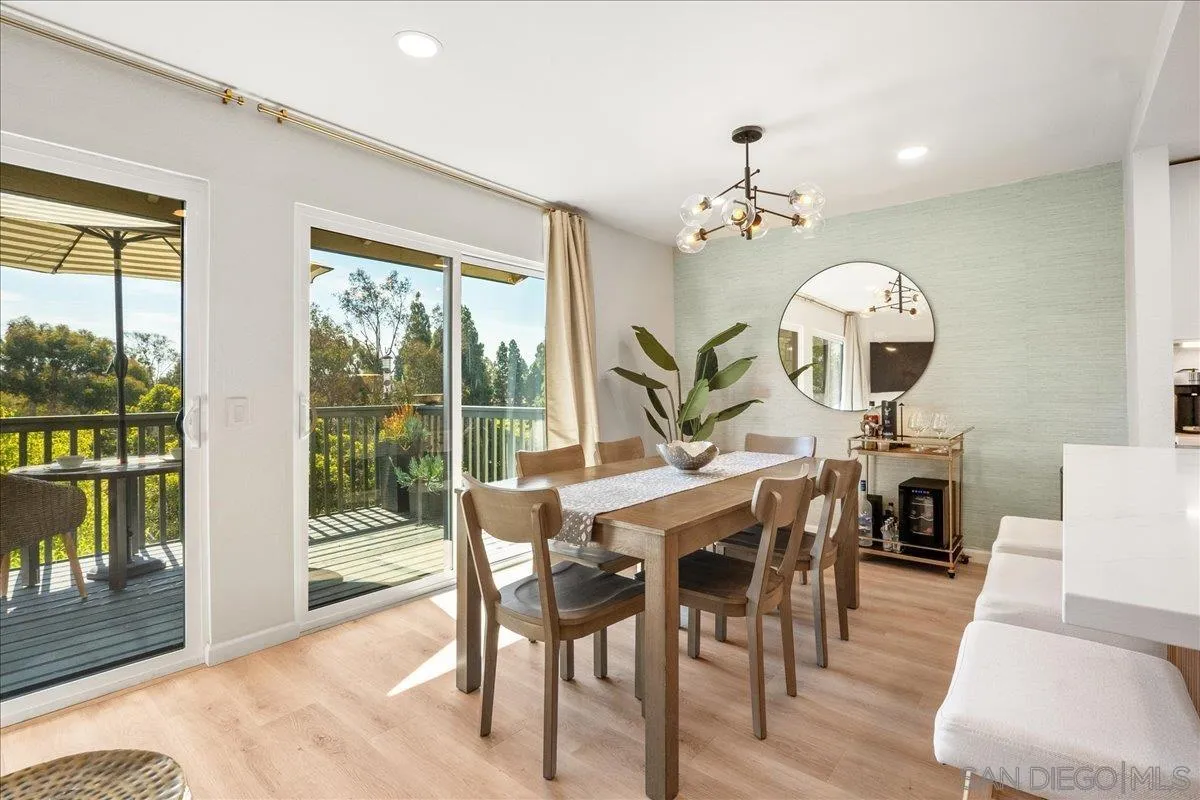 7039 Camino Pacheco, San Diego, CA, 92111