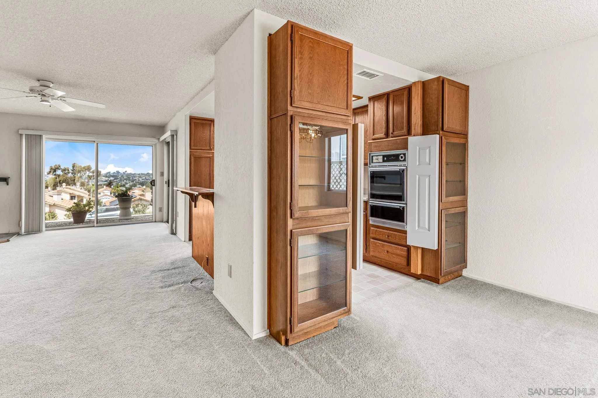 https://cdn.realtyfeed.com/cdn/127/250037792/23a8a93957dc13050e936576b21e9a1d.webp