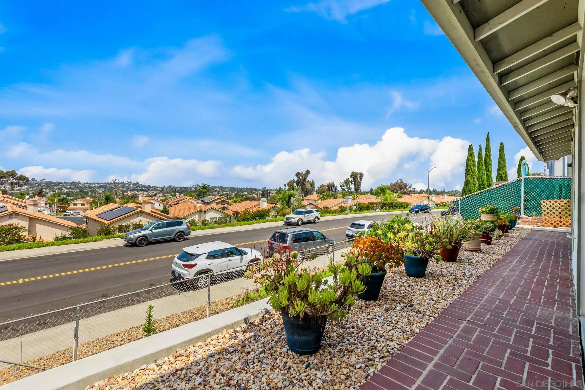 https://cdn.realtyfeed.com/cdn/127/250037792/bfc1336c4174746b37d8affe7b16b909.webp