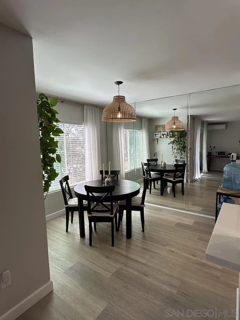 https://cdn.realtyfeed.com/cdn/127/250037793/10001bcbb2042dacb8c3f821b57c17bb.webp