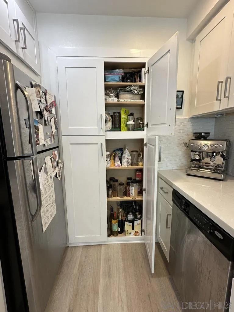 https://cdn.realtyfeed.com/cdn/127/250037793/6258d113ca591eb66d986041185949f5.webp