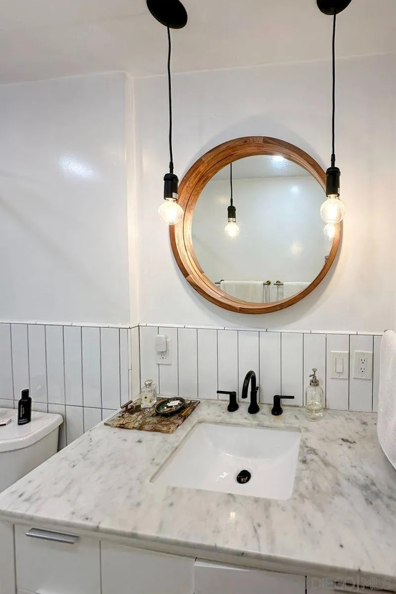 https://cdn.realtyfeed.com/cdn/127/250037793/9bae09e1a41dd58fb670e8a50e64c231.webp