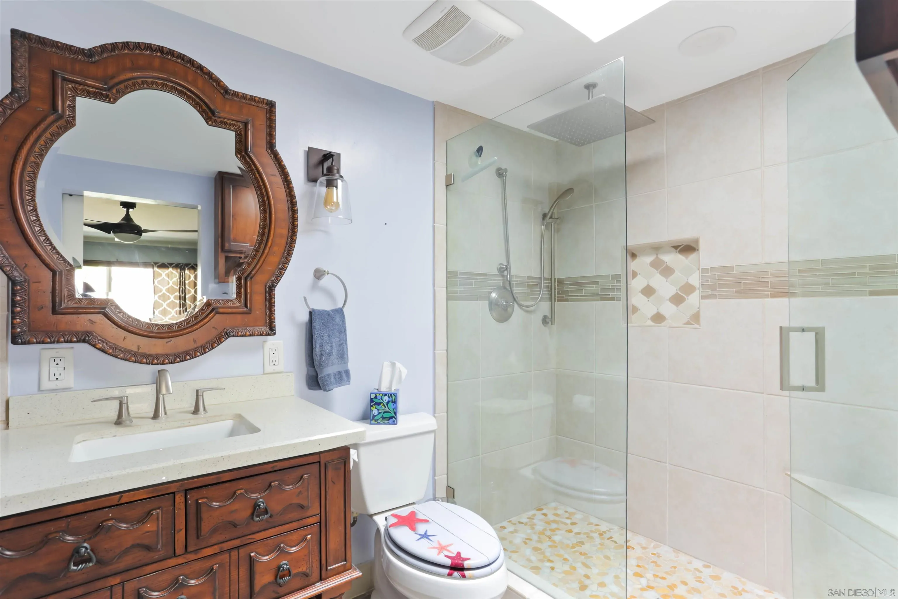 https://cdn.realtyfeed.com/cdn/127/250037800/80c80cc172baee64fc1661622ca9e555.webp