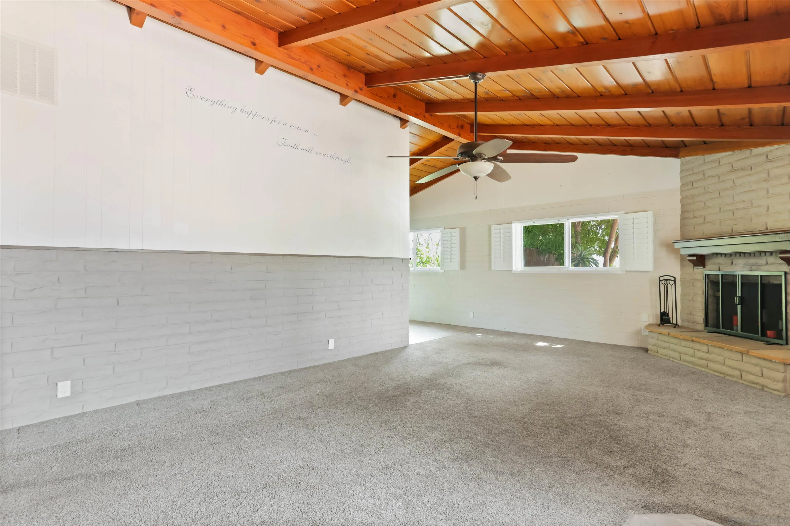 https://cdn.realtyfeed.com/cdn/127/250037800/a82e0f965b143805e040753e52493b35.webp