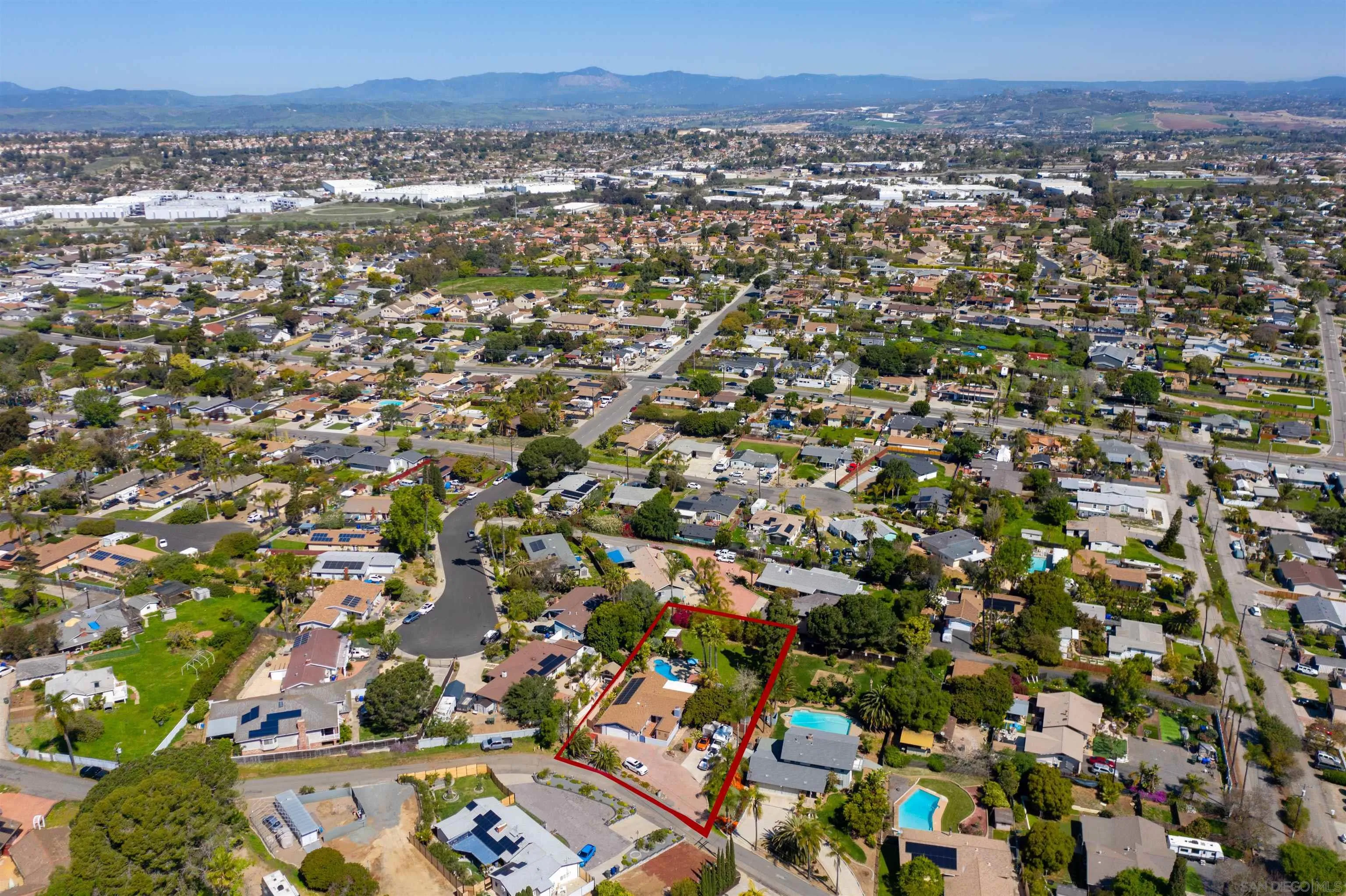 https://cdn.realtyfeed.com/cdn/127/250037800/ee1210ec8252ea5105014bb3d1d4213e.webp