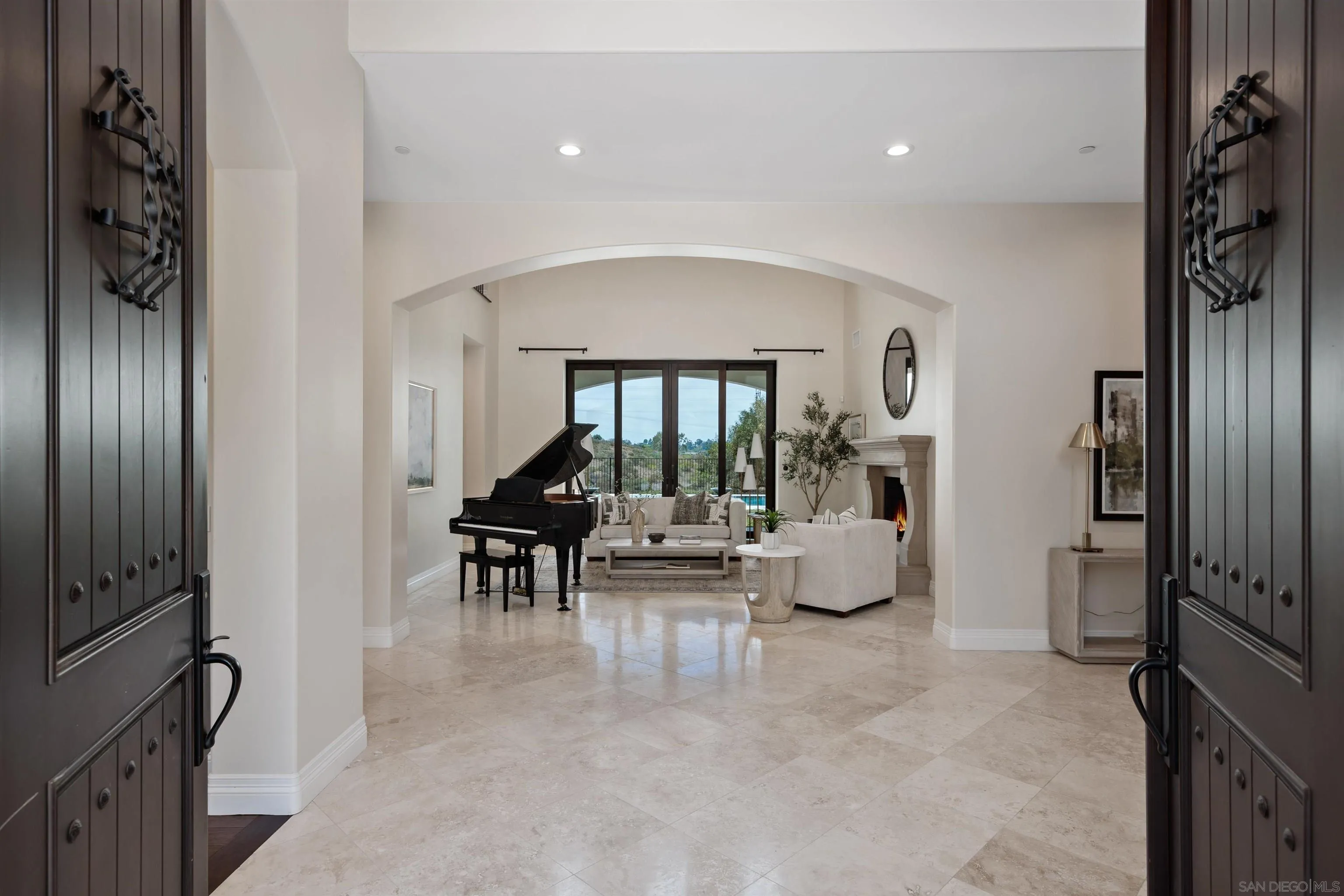 https://cdn.realtyfeed.com/cdn/127/250037809/14d179f93a176a78ce05dda3d850afcc.webp