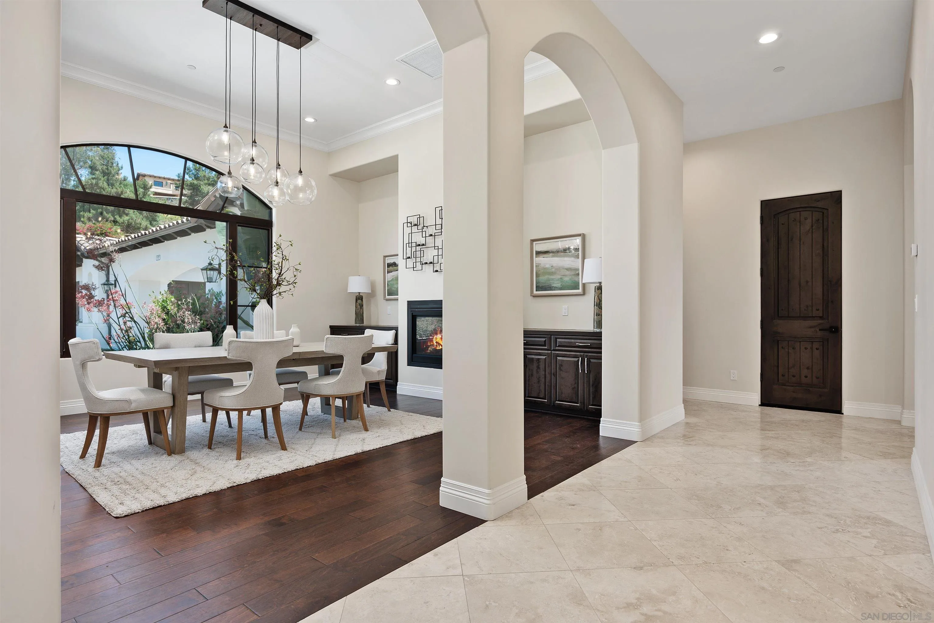 https://cdn.realtyfeed.com/cdn/127/250037809/83a53e5f96809f8e89a7f474dffd077b.webp