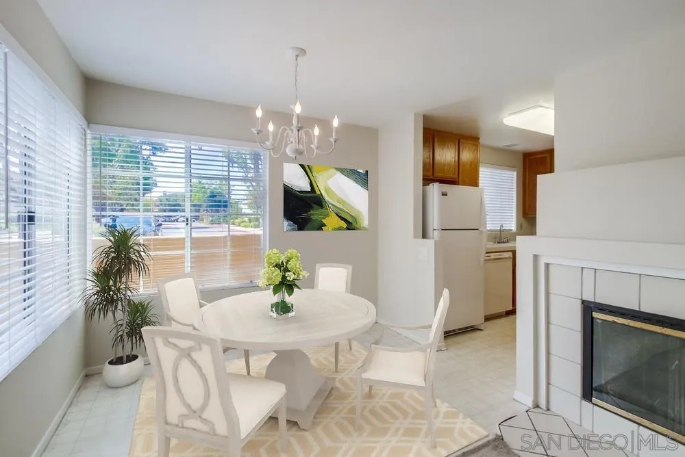 https://cdn.realtyfeed.com/cdn/127/250037810/797e08c0885f8a77f17e0938c6a66252.webp