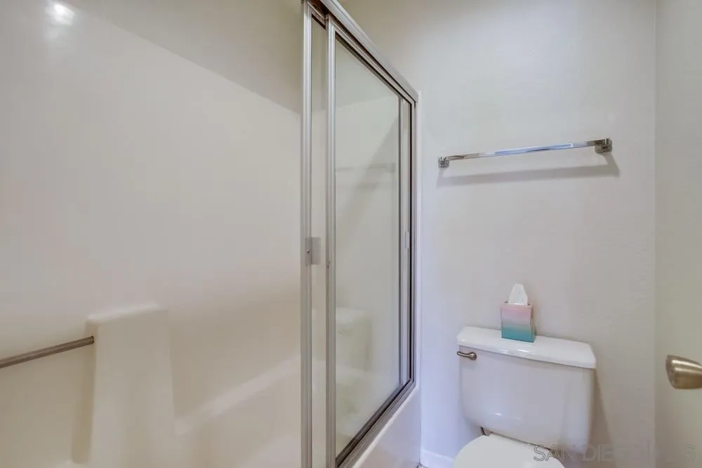 https://cdn.realtyfeed.com/cdn/127/250037810/c716cc39740427e1fca9bce6a7465390.webp