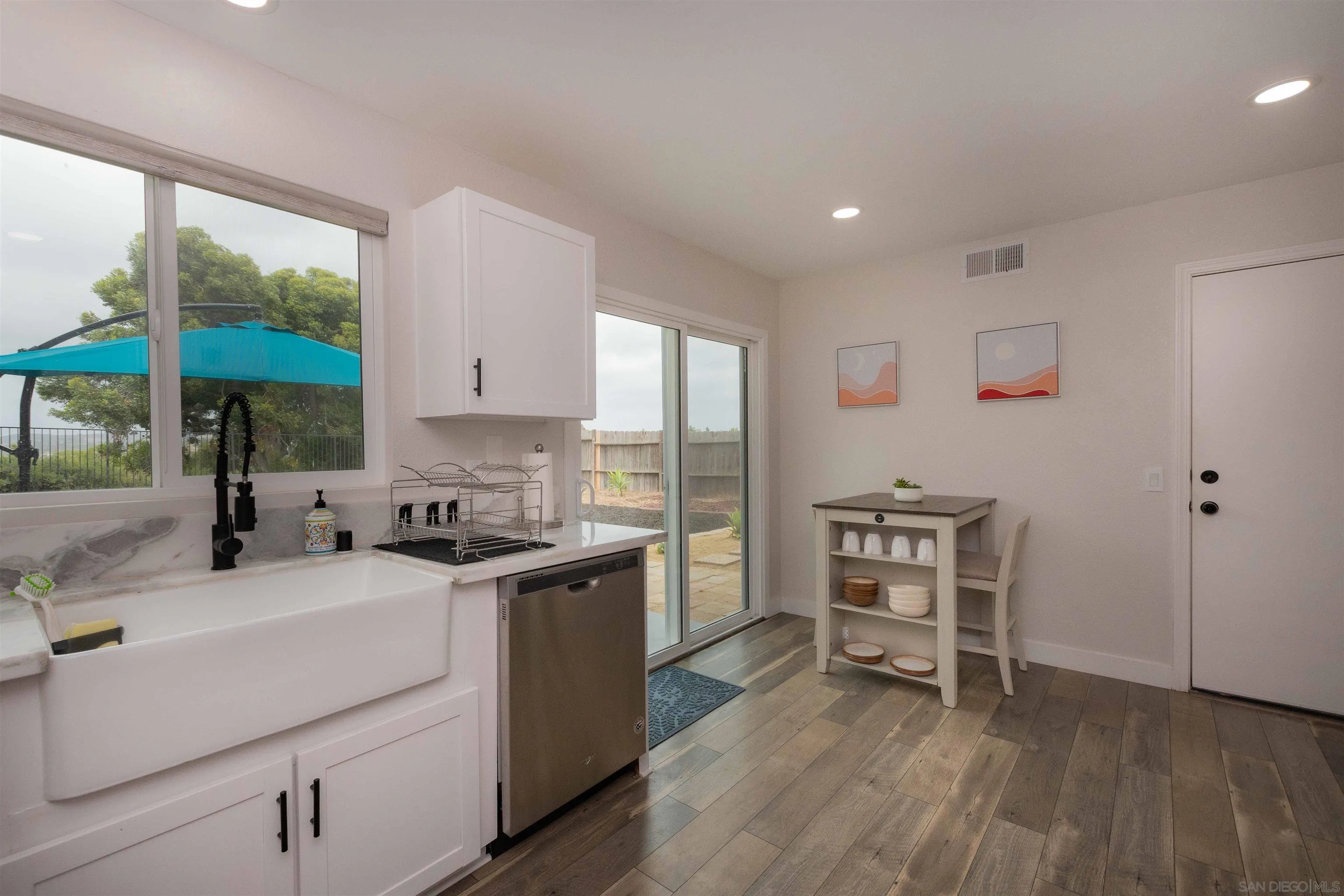 https://cdn.realtyfeed.com/cdn/127/250037811/54b754aecb62f8613fe971c520826924.webp