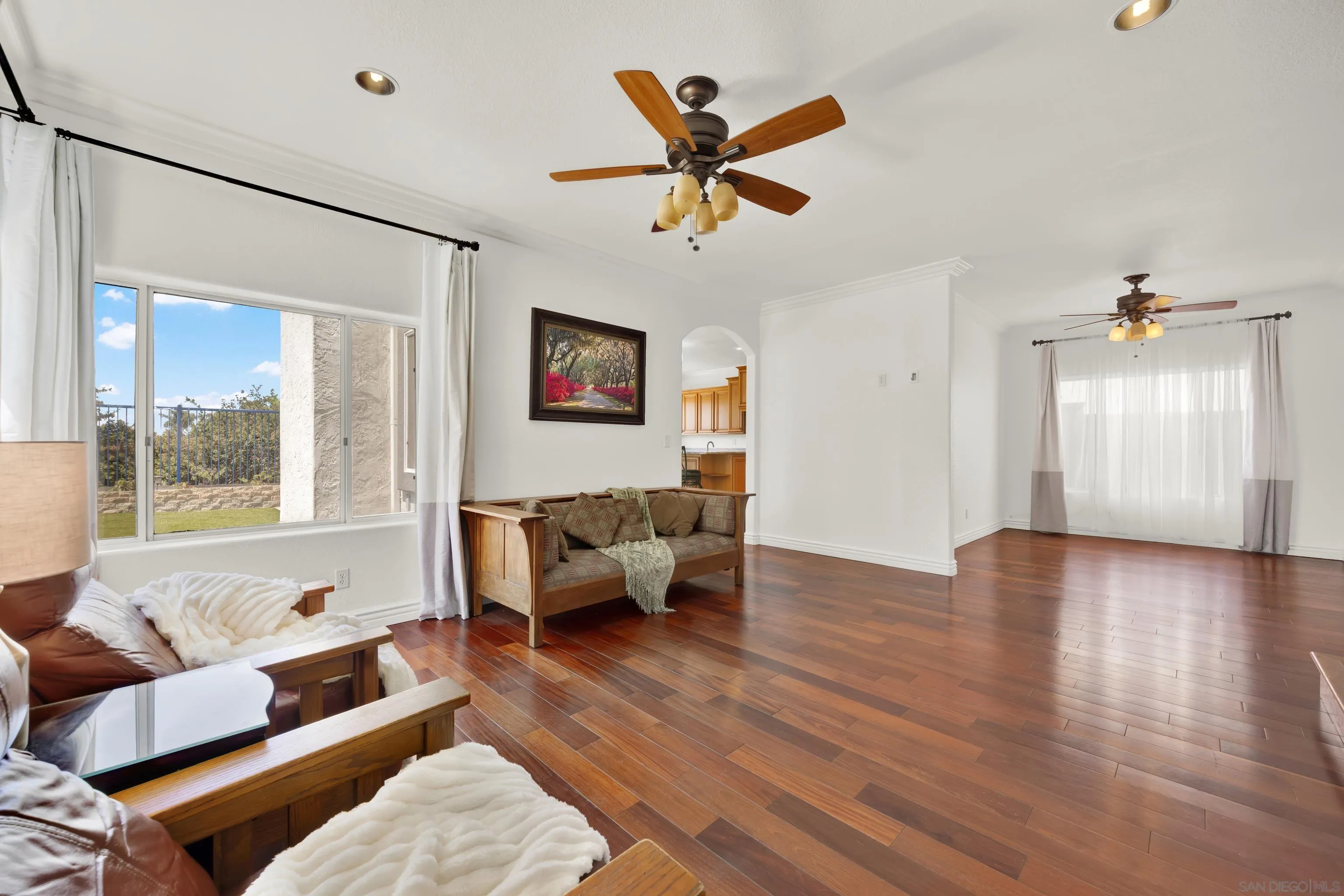 https://cdn.realtyfeed.com/cdn/127/250037812/0a14649076e8eb7db6043e000005c664.webp