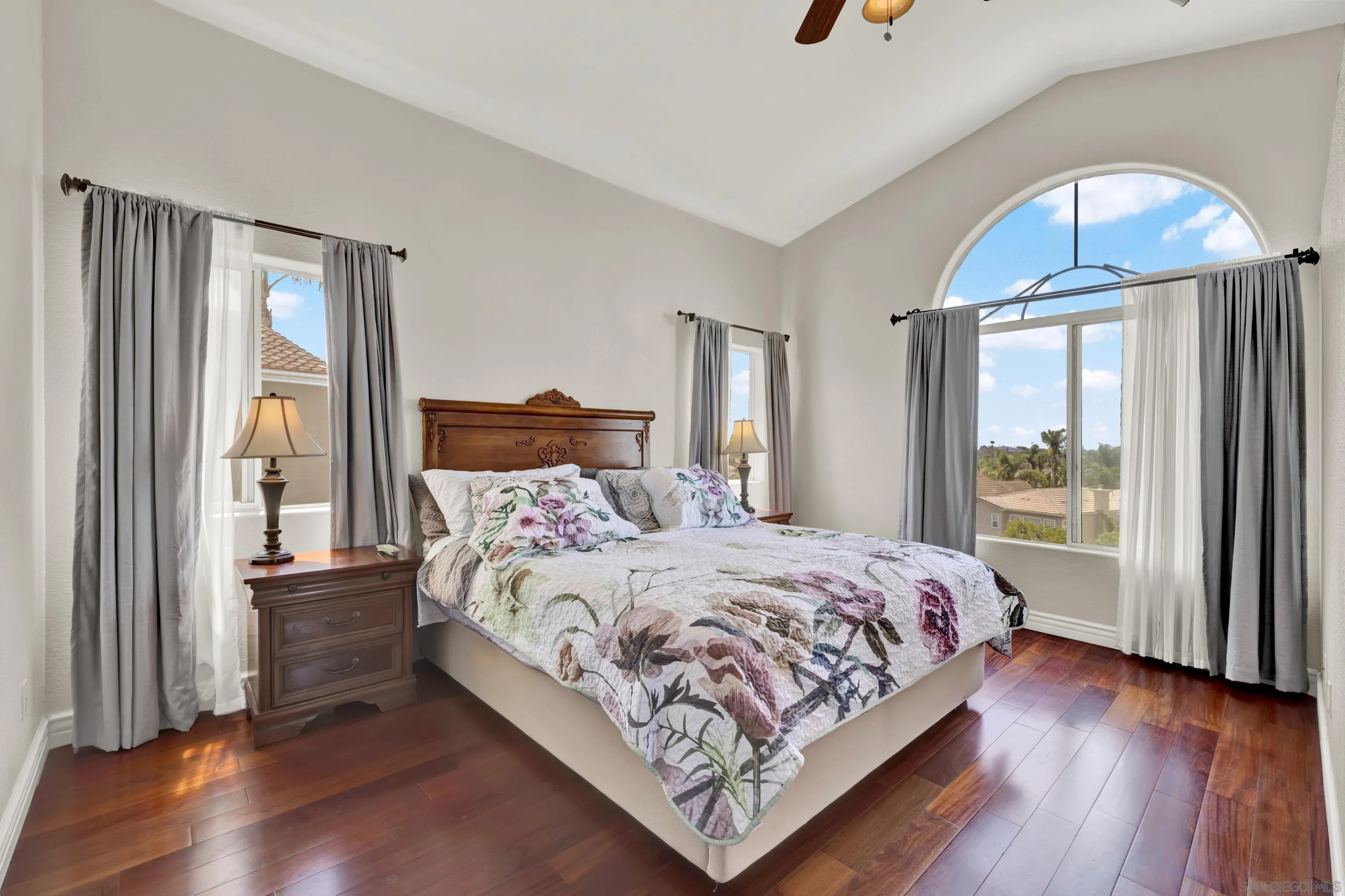 https://cdn.realtyfeed.com/cdn/127/250037812/5f717c29c803b1cd67873ac802e58cdc.webp