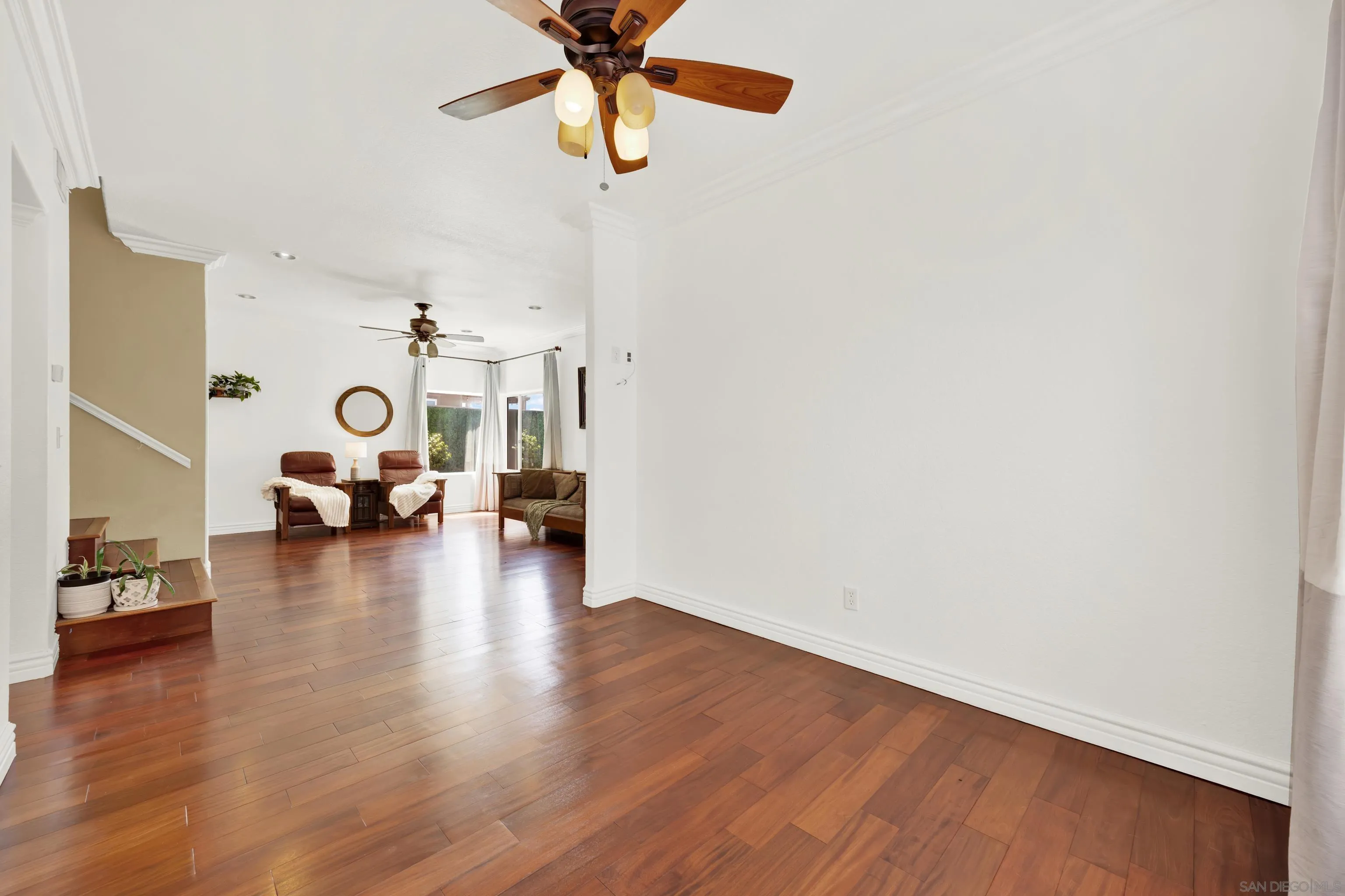 https://cdn.realtyfeed.com/cdn/127/250037812/6f41fe731c63bc82f2f2af185752a4ef.webp