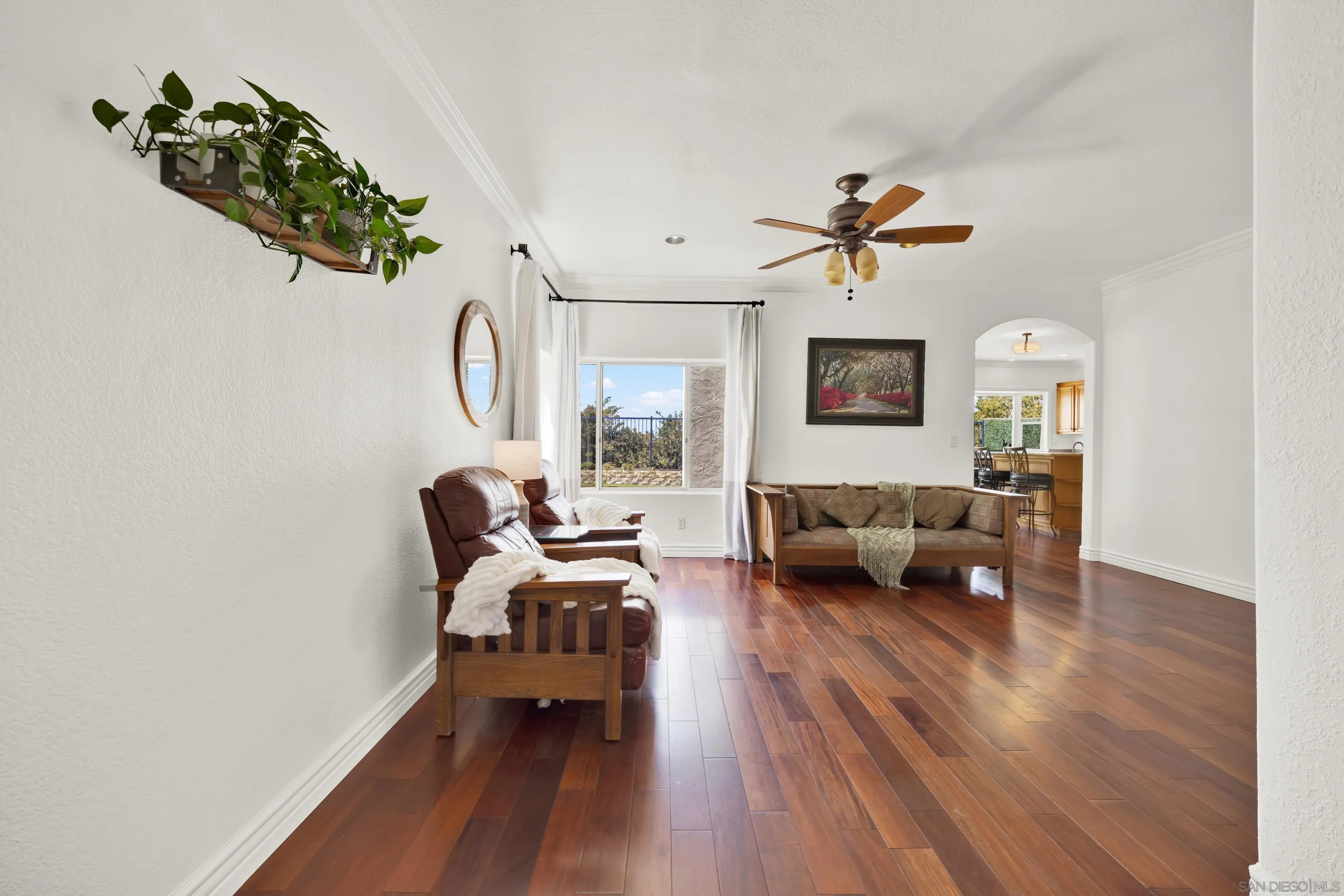https://cdn.realtyfeed.com/cdn/127/250037812/8741cffa8476e5de7aa0105bc7680810.webp