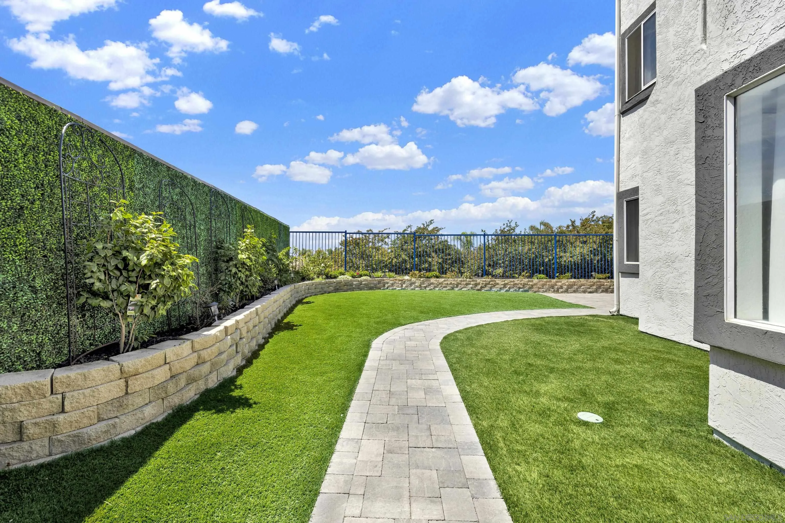 https://cdn.realtyfeed.com/cdn/127/250037812/8a795b6767897db4dc8750c71d201c51.webp