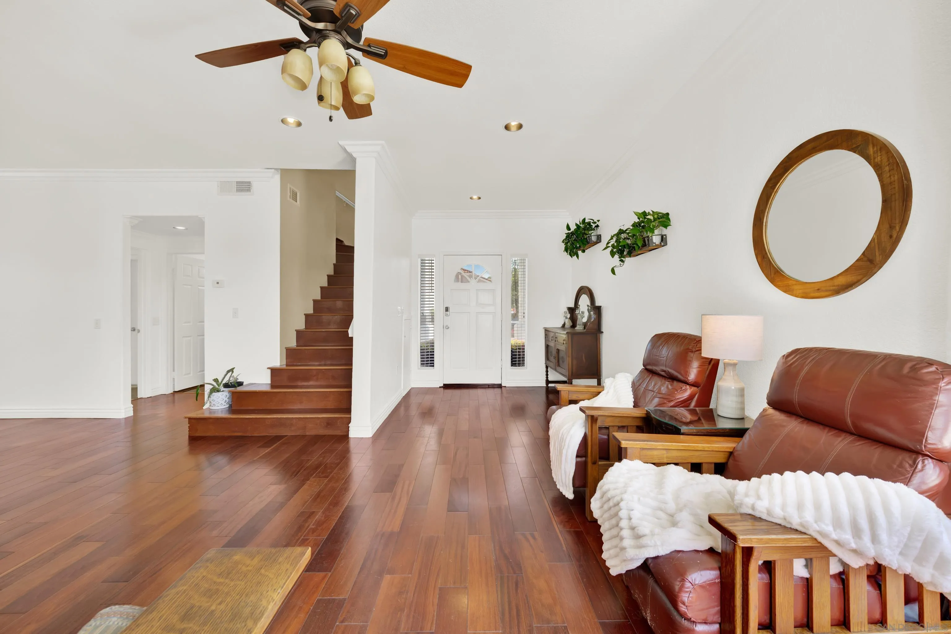 https://cdn.realtyfeed.com/cdn/127/250037812/f5dfea271f8562cda98f15d74910f091.webp