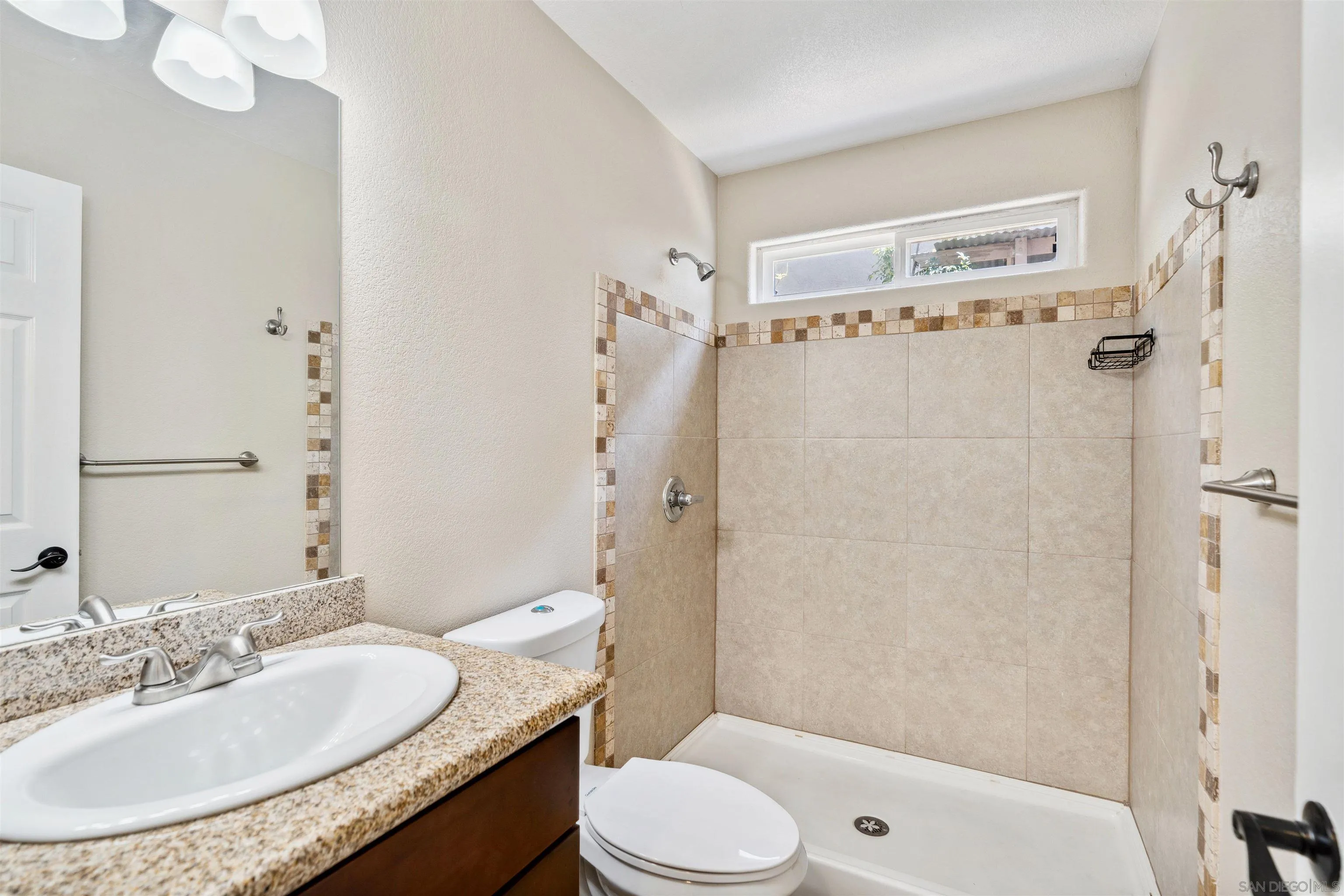 https://cdn.realtyfeed.com/cdn/127/250037816/692fb12a86859897e37dafc3429c3f1b.webp