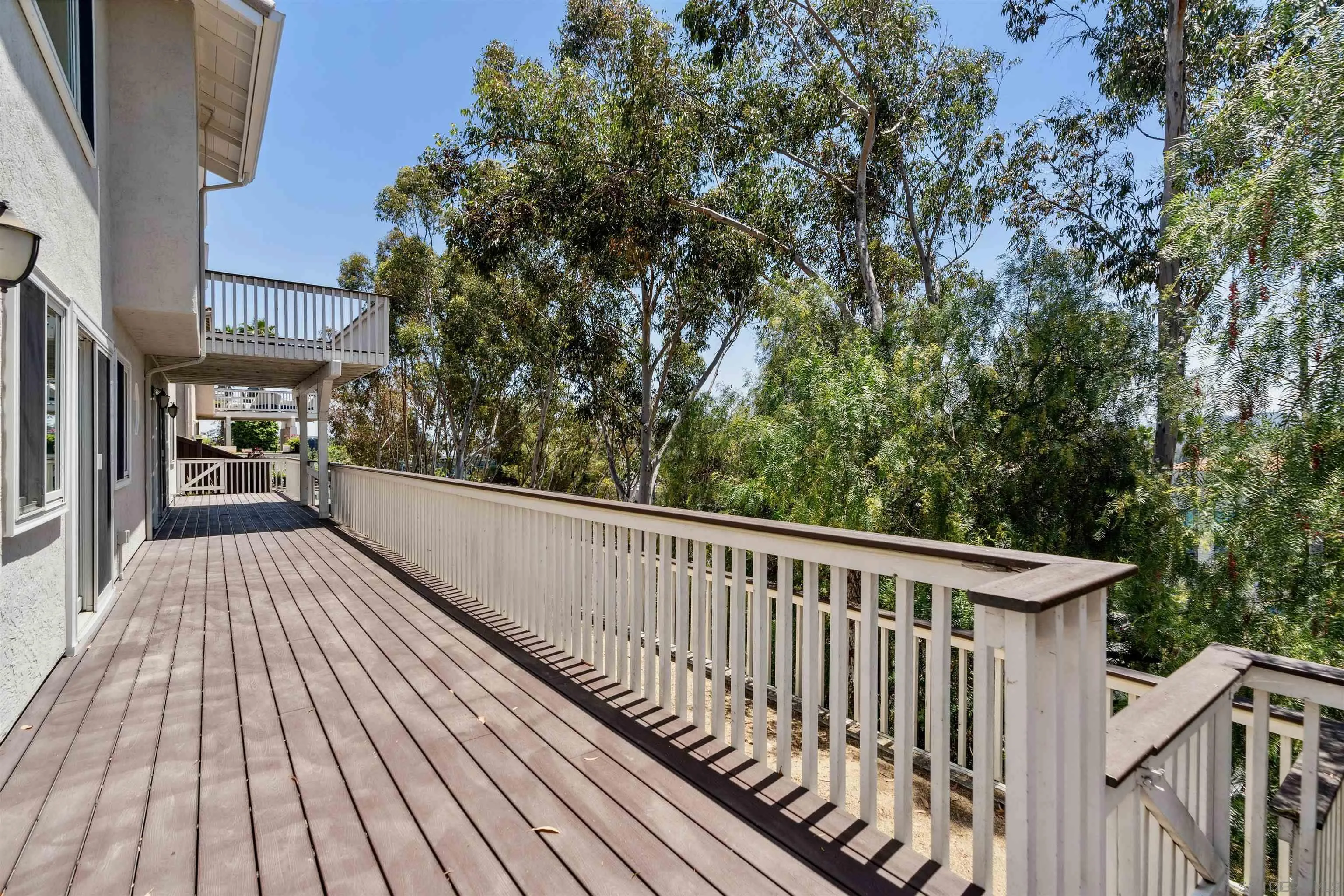 https://cdn.realtyfeed.com/cdn/127/250037816/81f6e1a7e35d9cdc8afc4fa34d5df97d.webp