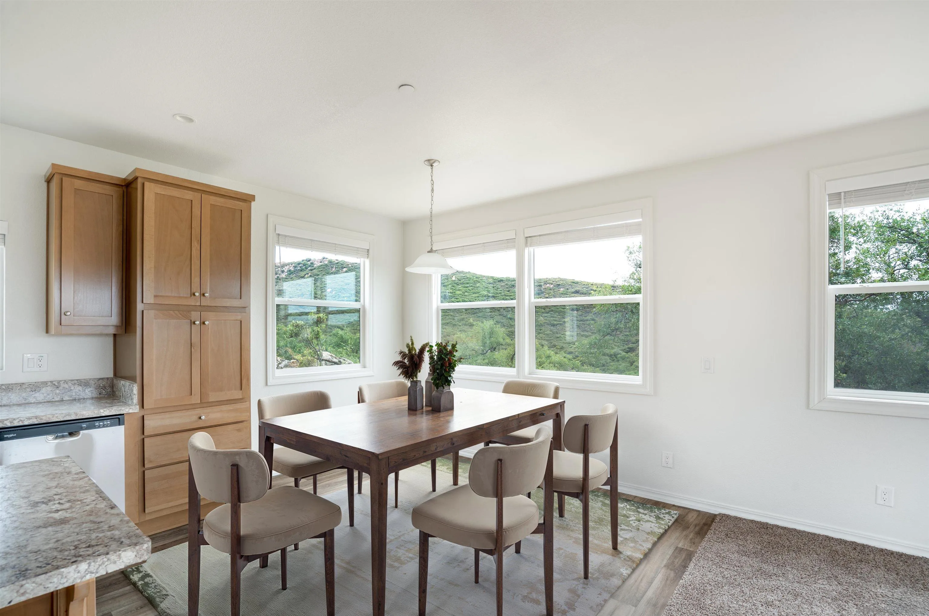 https://cdn.realtyfeed.com/cdn/127/250037821/d7a1df69d4cc2a2b5b006f586dfb0983.webp