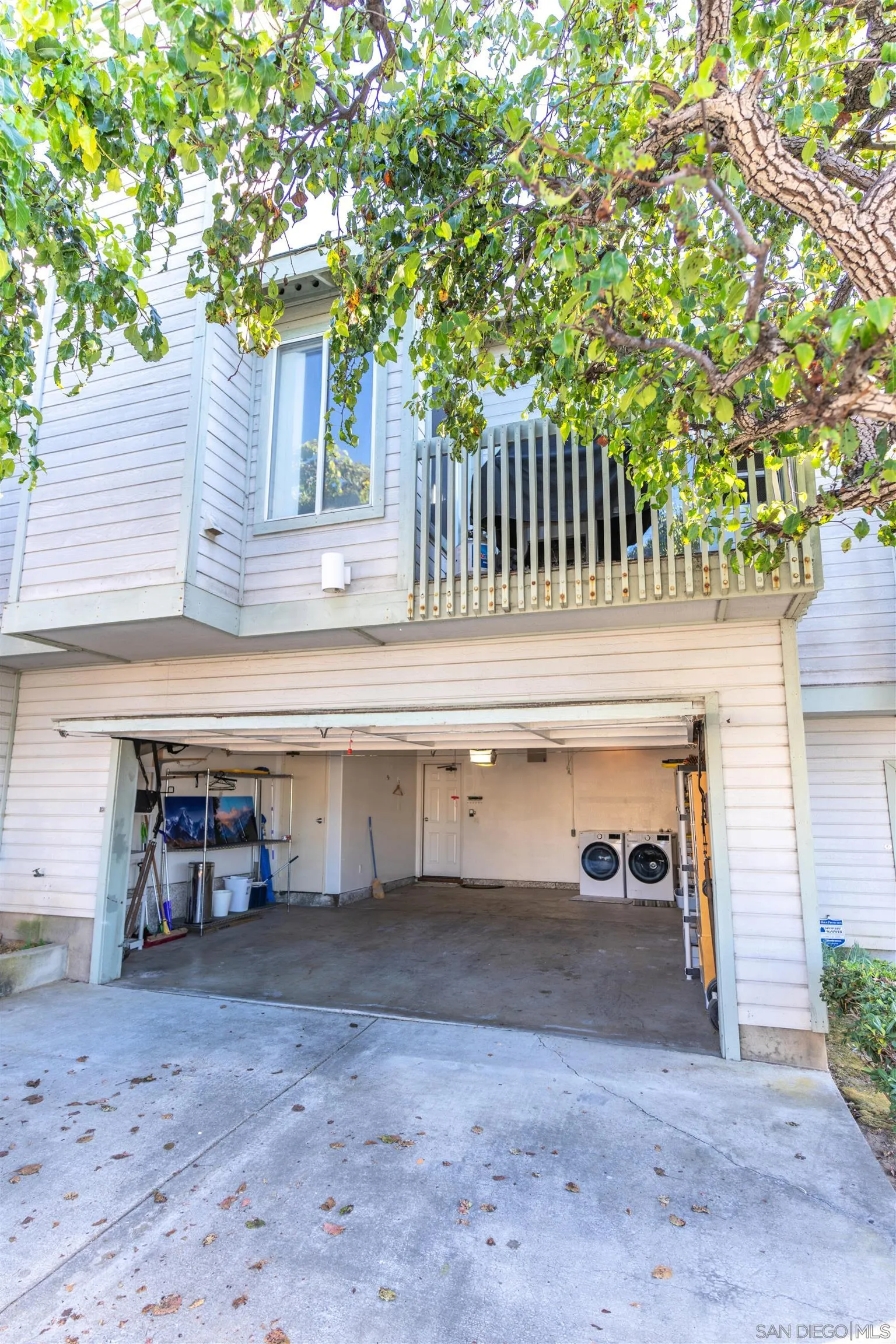 https://cdn.realtyfeed.com/cdn/127/250037823/2bcab0079ab237db31d5ce5de35b14e5.webp