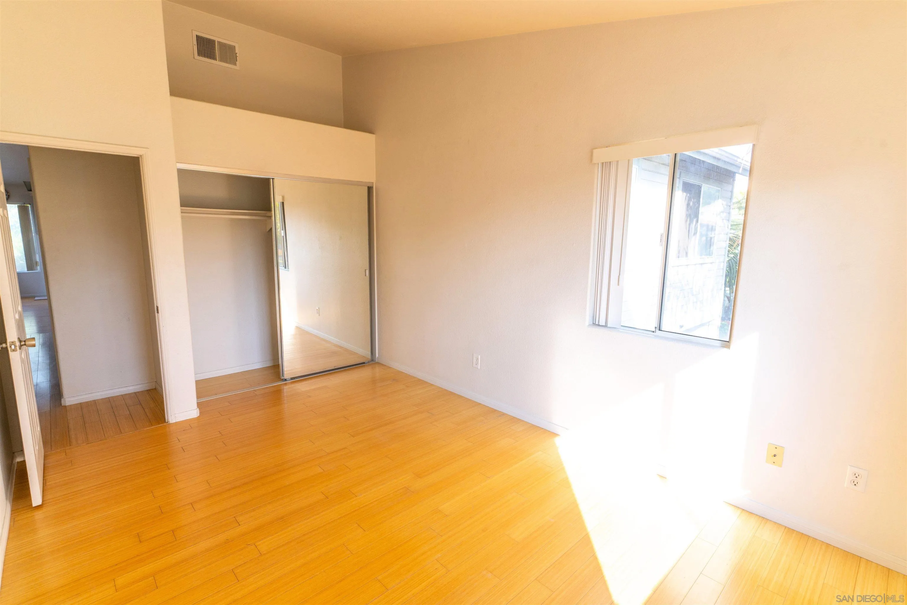 Photo #28: 250037823 Listing: Photo #28