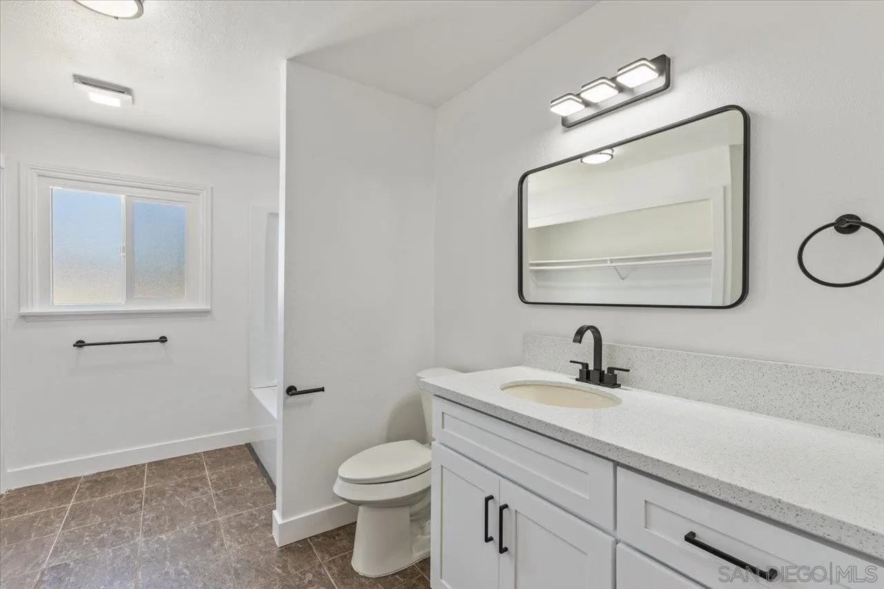 https://cdn.realtyfeed.com/cdn/127/250037825/a3db7212cb41fc2fa8caee95445de480.webp