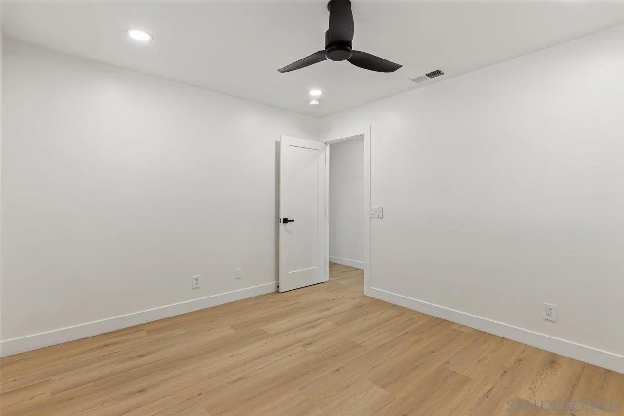 https://cdn.realtyfeed.com/cdn/127/250037825/aed3c75aab03bc431394ce8b03e3f02a.webp